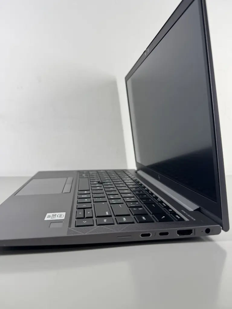 HP Zbook Firefly 14 G7 14'' i5-10310U / 32GB / 256GB SSD / W11P Installato Ricondizionato (8VK78AV-NL-SB90).webp