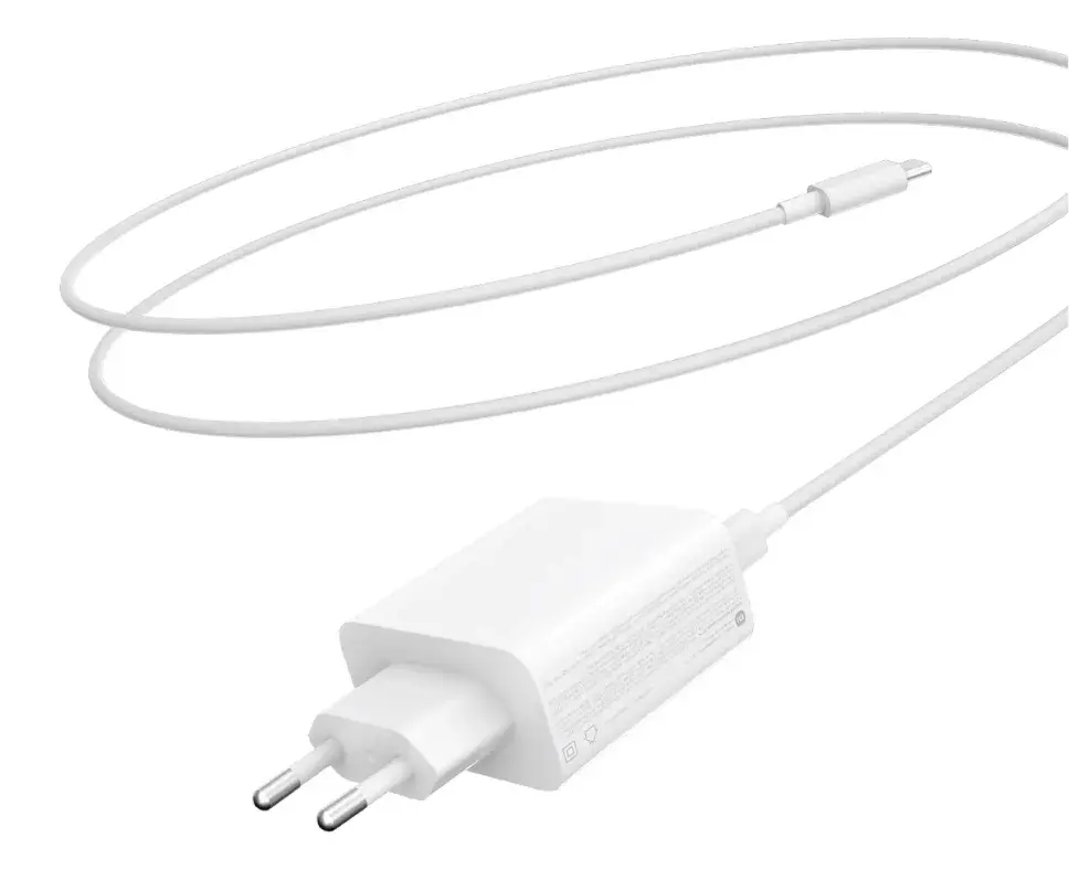 Xiaomi Caricabatterie 3 Porte (USB + 2 USB-C) 67W GaN Tech + Cavo Type-C (1,5 m) White 2C1A BHR7493EU.webp